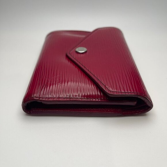 Louis Vuitton Red Epi Leather Victorine Compact Wallet - Preowned - Picture 4 of 15